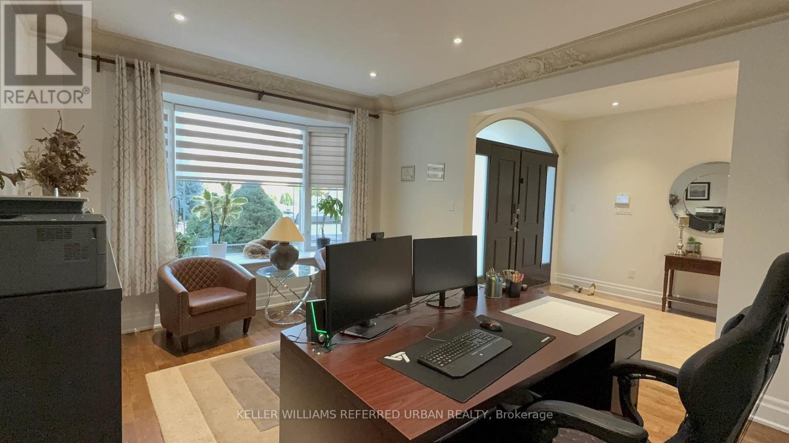 72 Laurel Avenue, Toronto, Ontario  M9B 4T2 - Photo 15 - W12490028