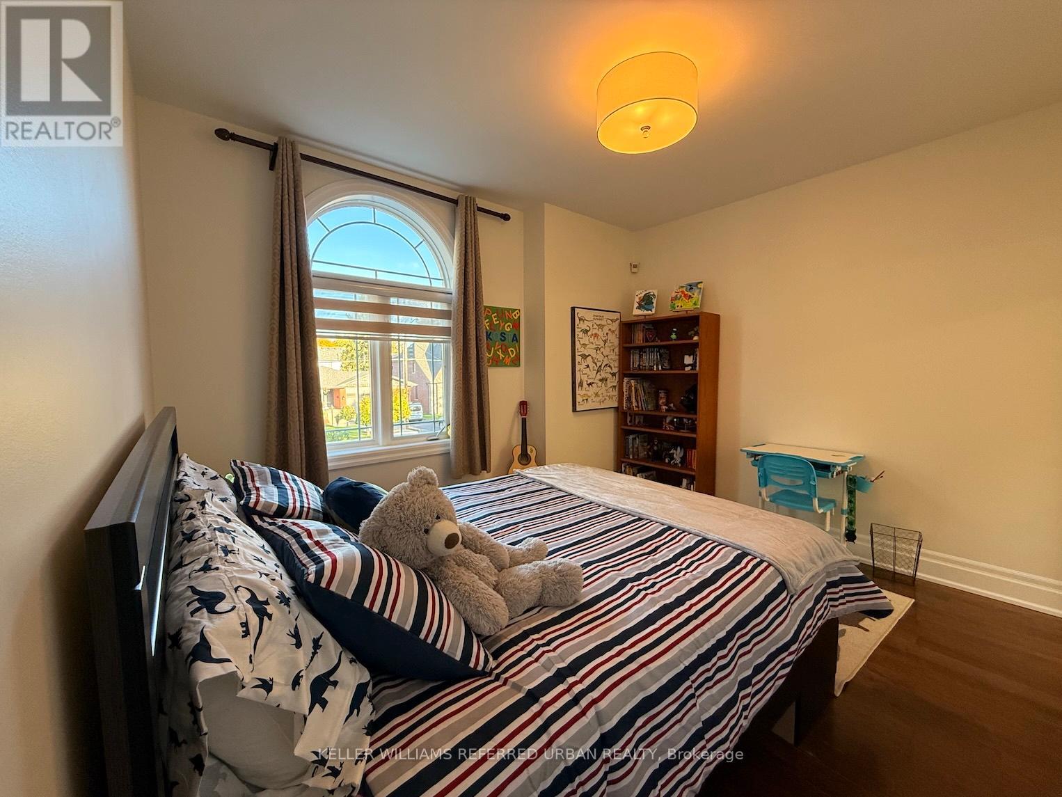 72 Laurel Avenue, Toronto, Ontario  M9B 4T2 - Photo 20 - W12490028