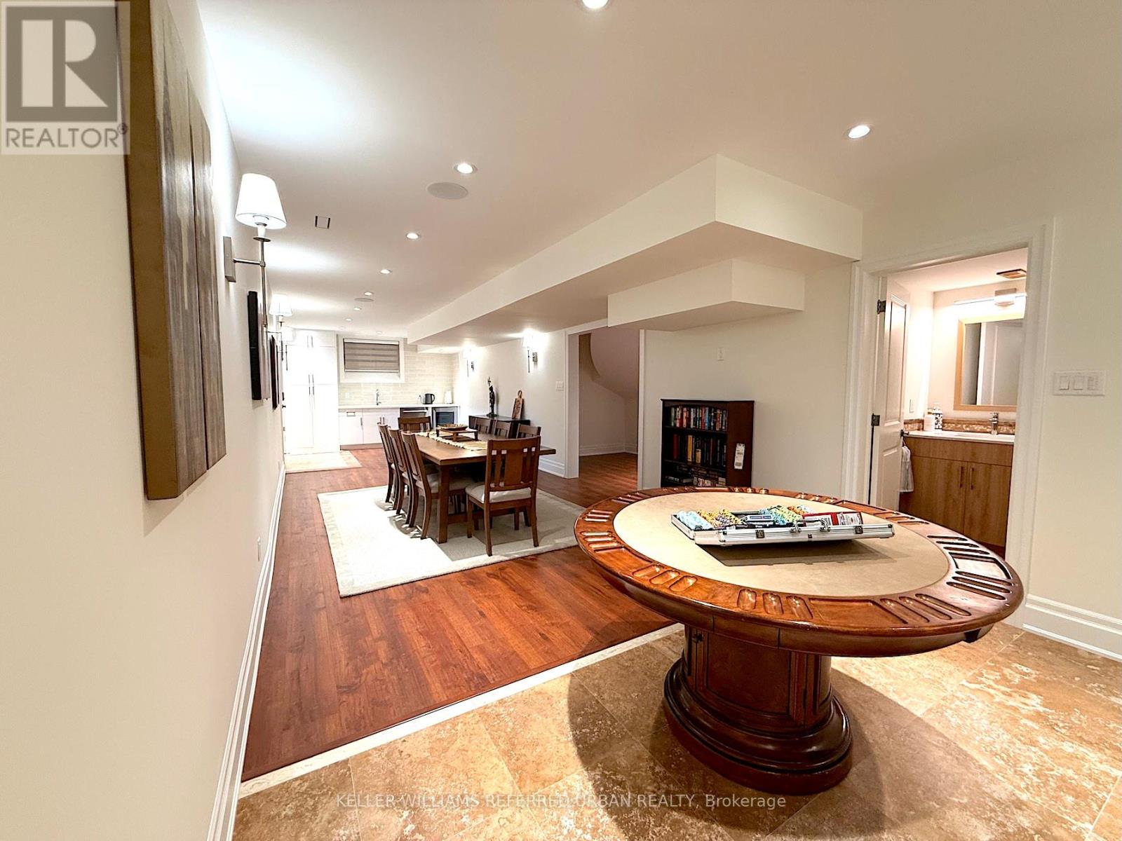 72 Laurel Avenue, Toronto, Ontario  M9B 4T2 - Photo 33 - W12490028