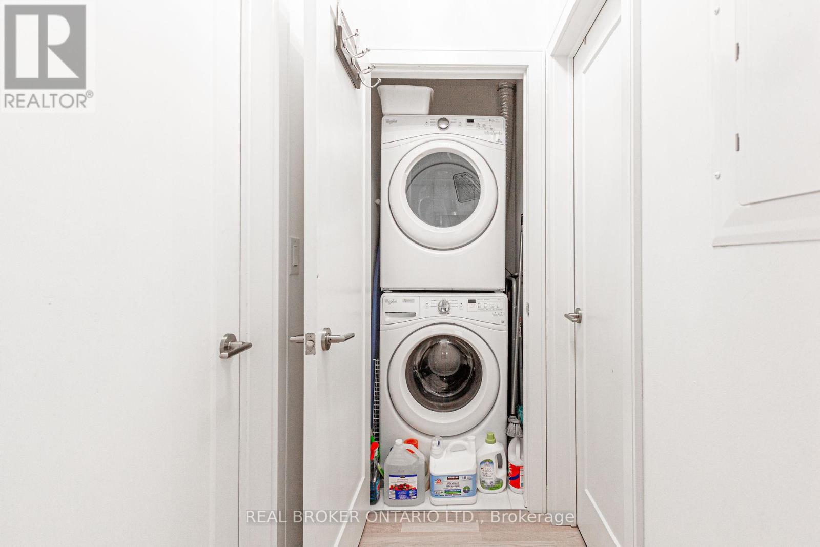 161 - 1575 Lakeshore Road, Mississauga, Ontario  L5J 0B1 - Photo 19 - W12490032