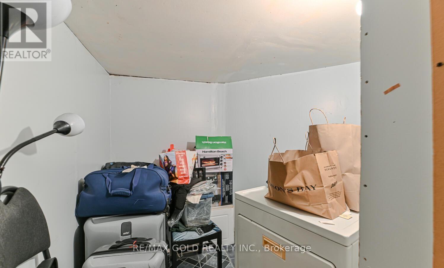 89 Black Forest Drive, Brampton, Ontario  L6R 2E6 - Photo 38 - W12490074