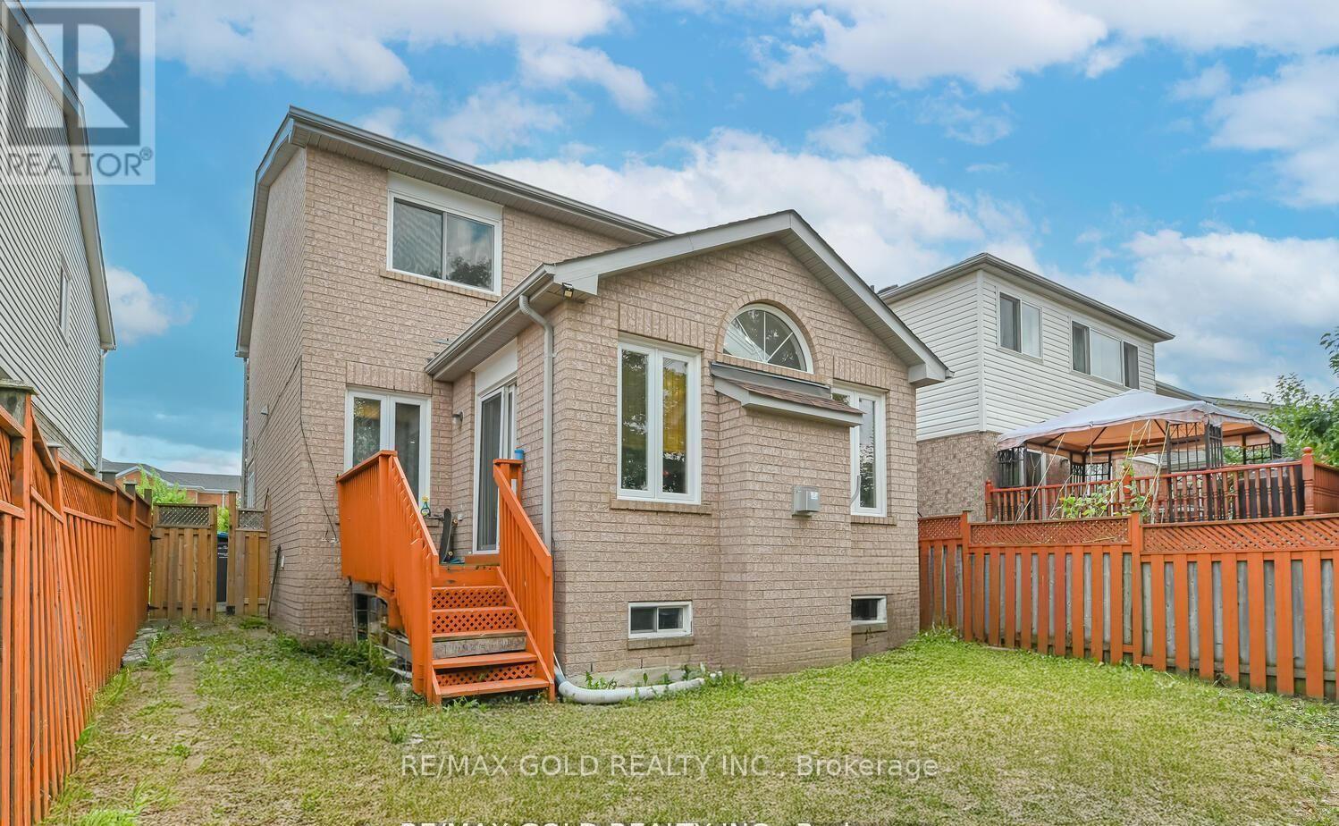 89 Black Forest Drive, Brampton, Ontario  L6R 2E6 - Photo 39 - W12490074