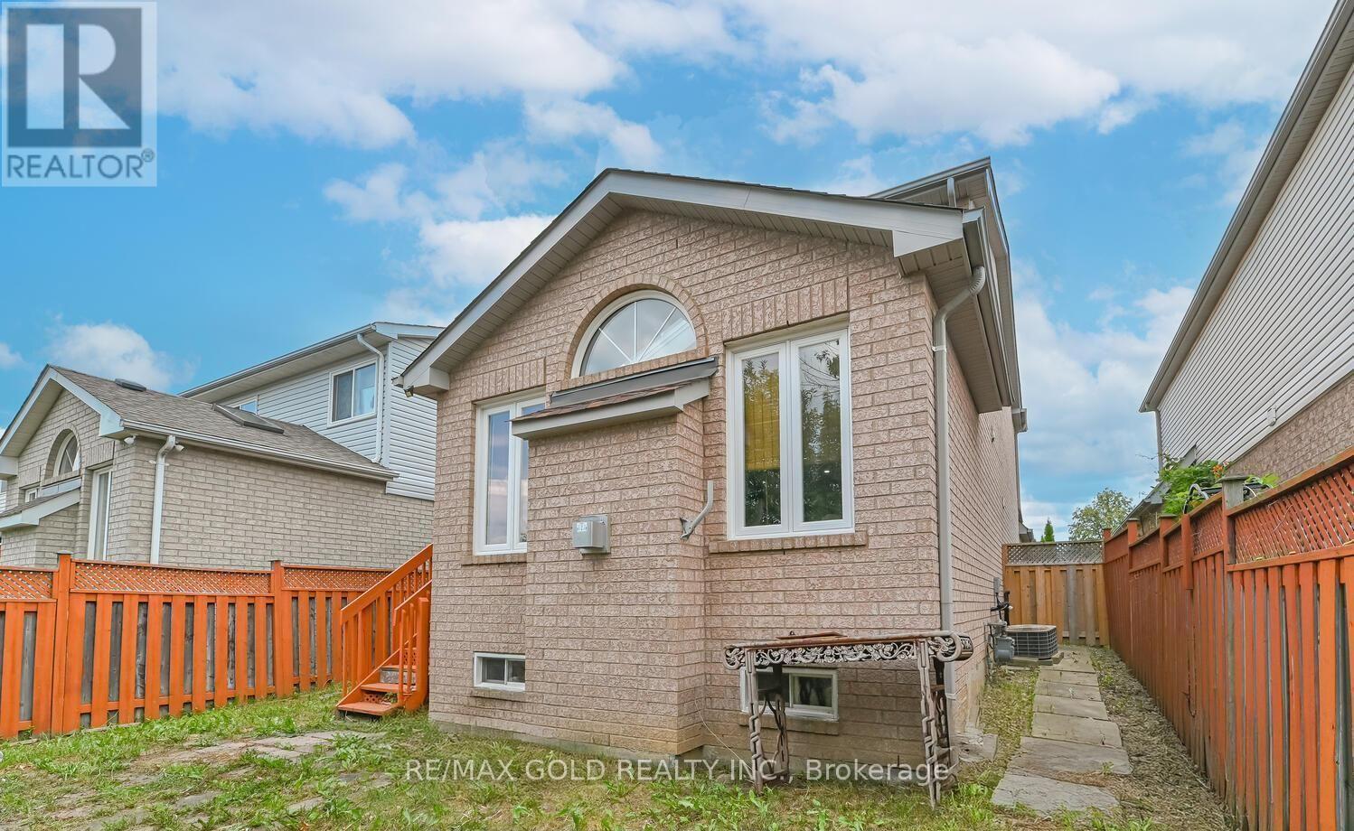 89 Black Forest Drive, Brampton, Ontario  L6R 2E6 - Photo 41 - W12490074
