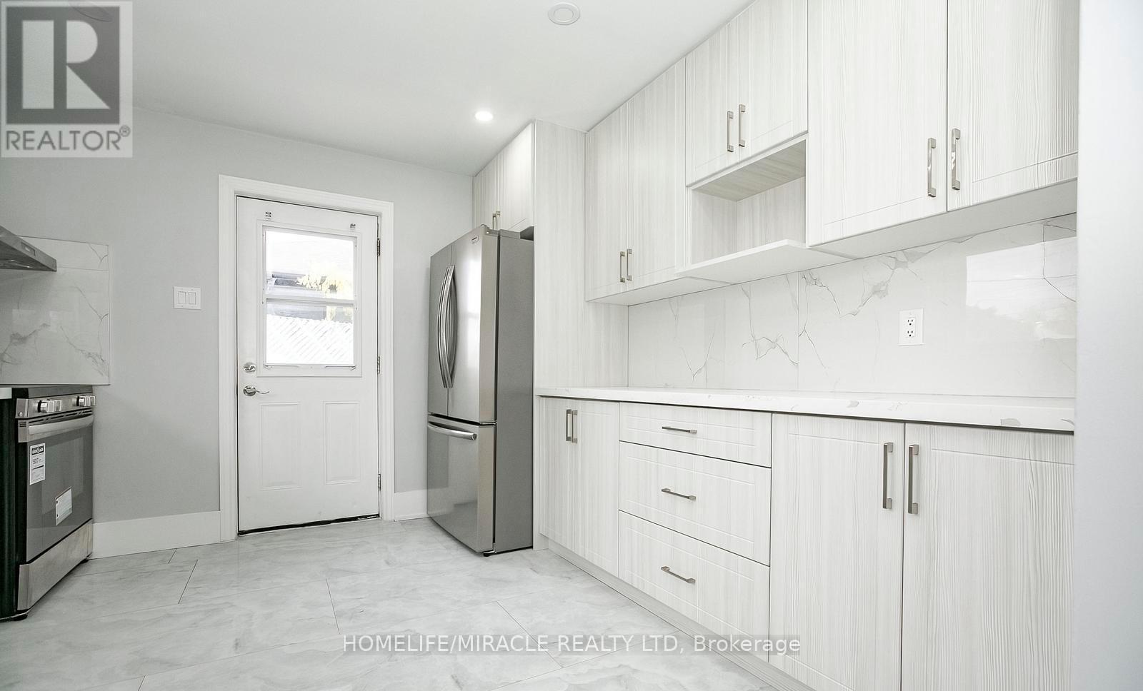 76 Raylawn Crescent, Halton Hills, Ontario  L7G 4N1 - Photo 14 - W12490082