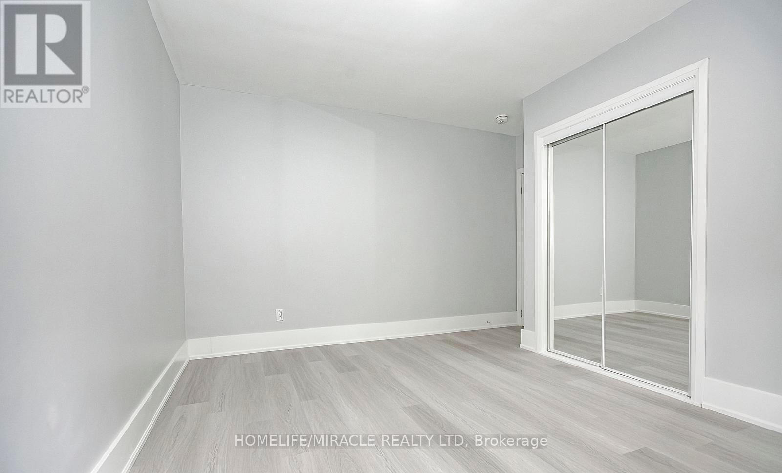 76 Raylawn Crescent, Halton Hills, Ontario  L7G 4N1 - Photo 23 - W12490082