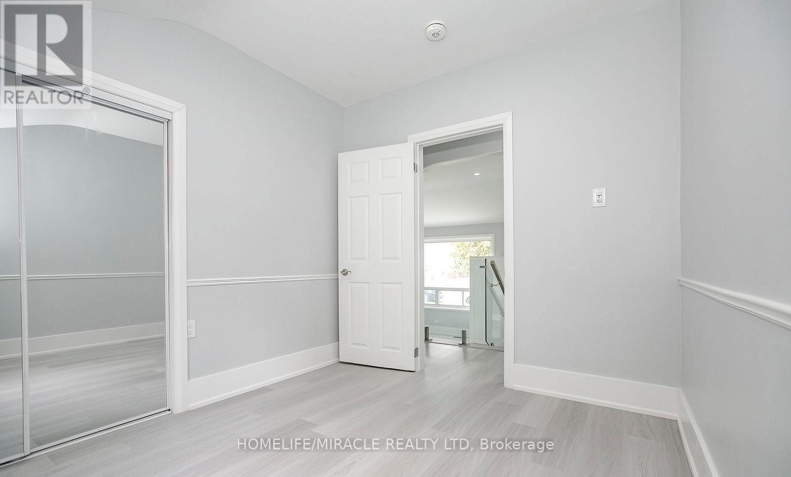 76 Raylawn Crescent, Halton Hills, Ontario  L7G 4N1 - Photo 28 - W12490082