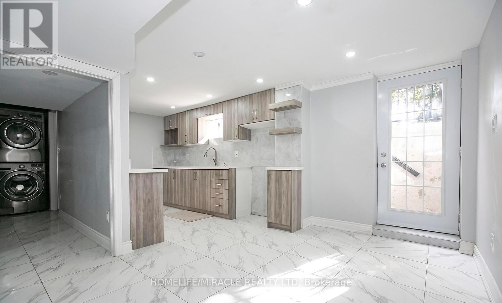 76 Raylawn Crescent, Halton Hills, Ontario  L7G 4N1 - Photo 34 - W12490082