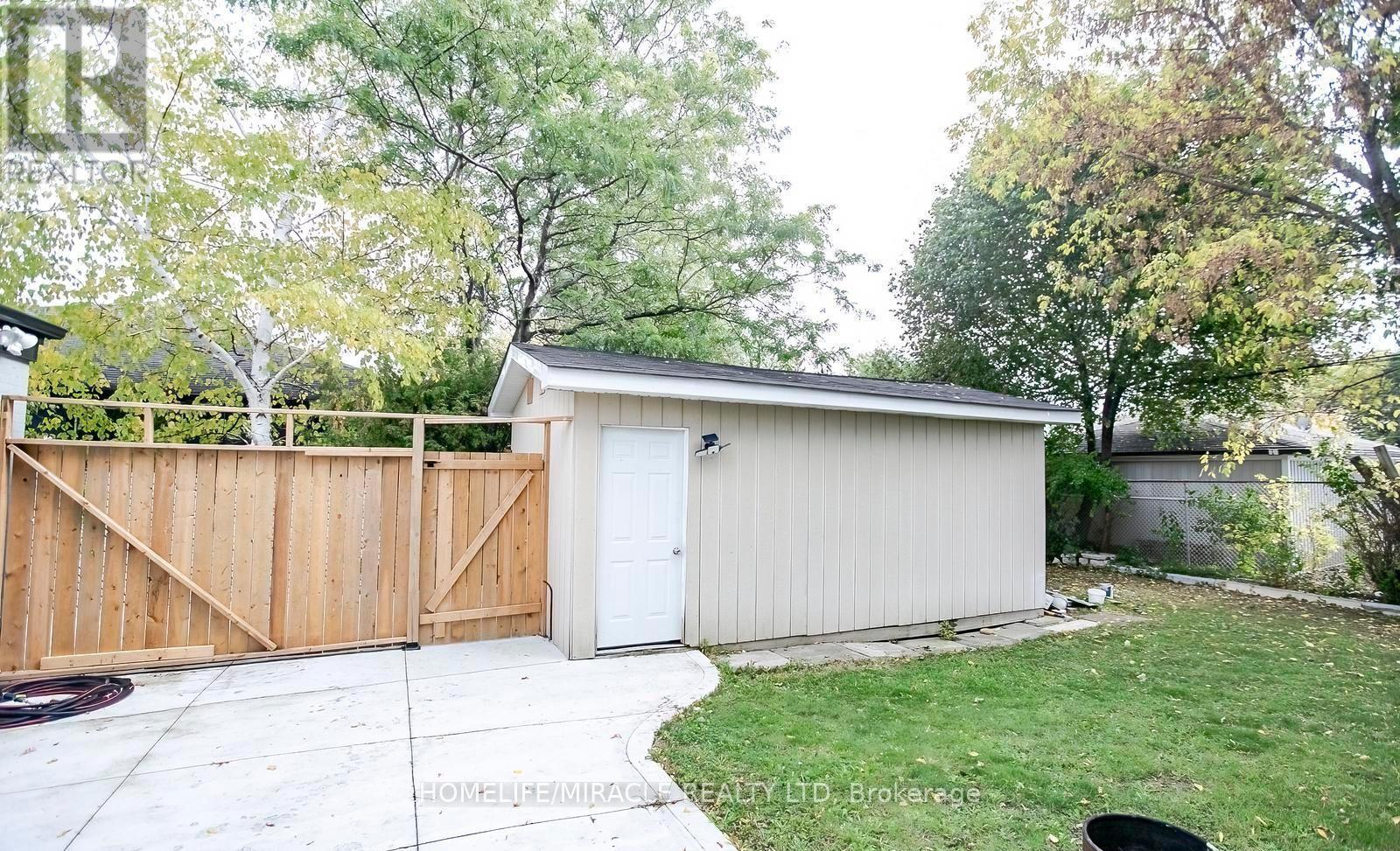 76 Raylawn Crescent, Halton Hills, Ontario  L7G 4N1 - Photo 48 - W12490082