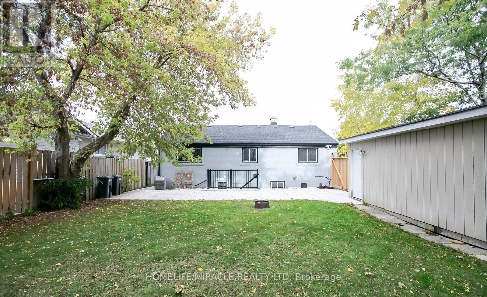 76 Raylawn Crescent, Halton Hills, Ontario  L7G 4N1 - Photo 49 - W12490082