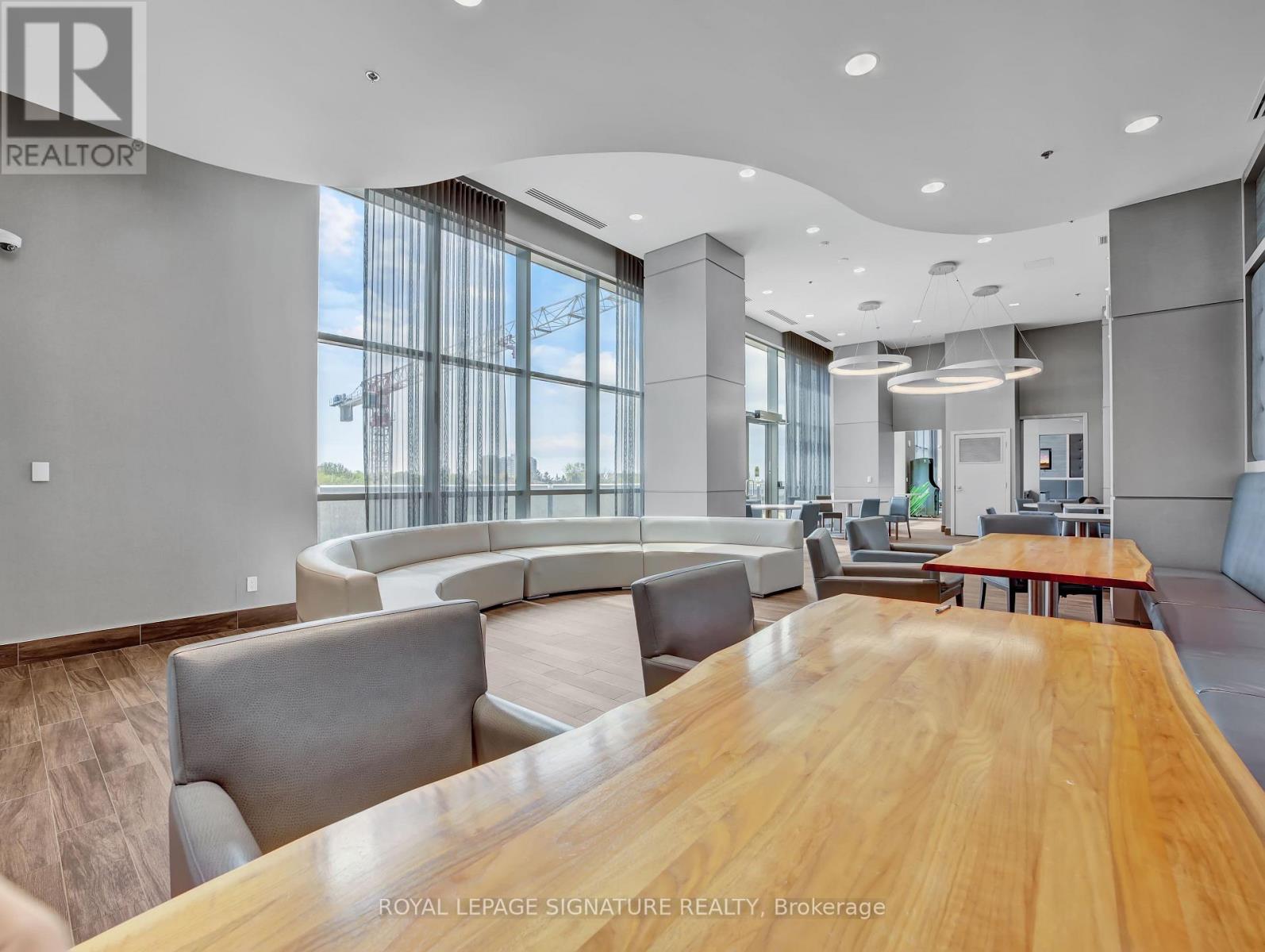 610 - 2081 Fairview Street, Burlington, Ontario  L7R 0E4 - Photo 20 - W12490114