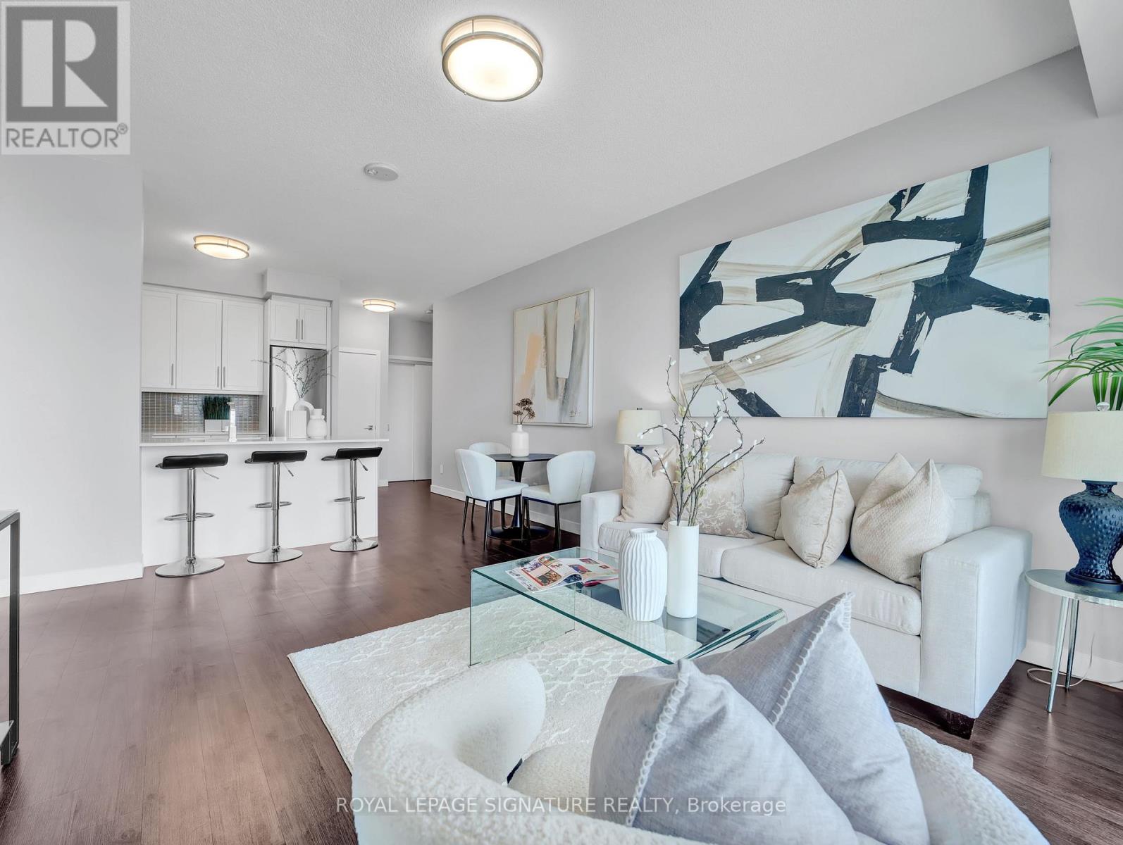 610 - 2081 Fairview Street, Burlington, Ontario  L7R 0E4 - Photo 6 - W12490114