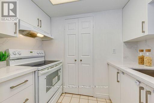 1008 - 265 Enfield Place, Mississauga, Ontario  L5B 3Y7 - Photo 22 - W12490126