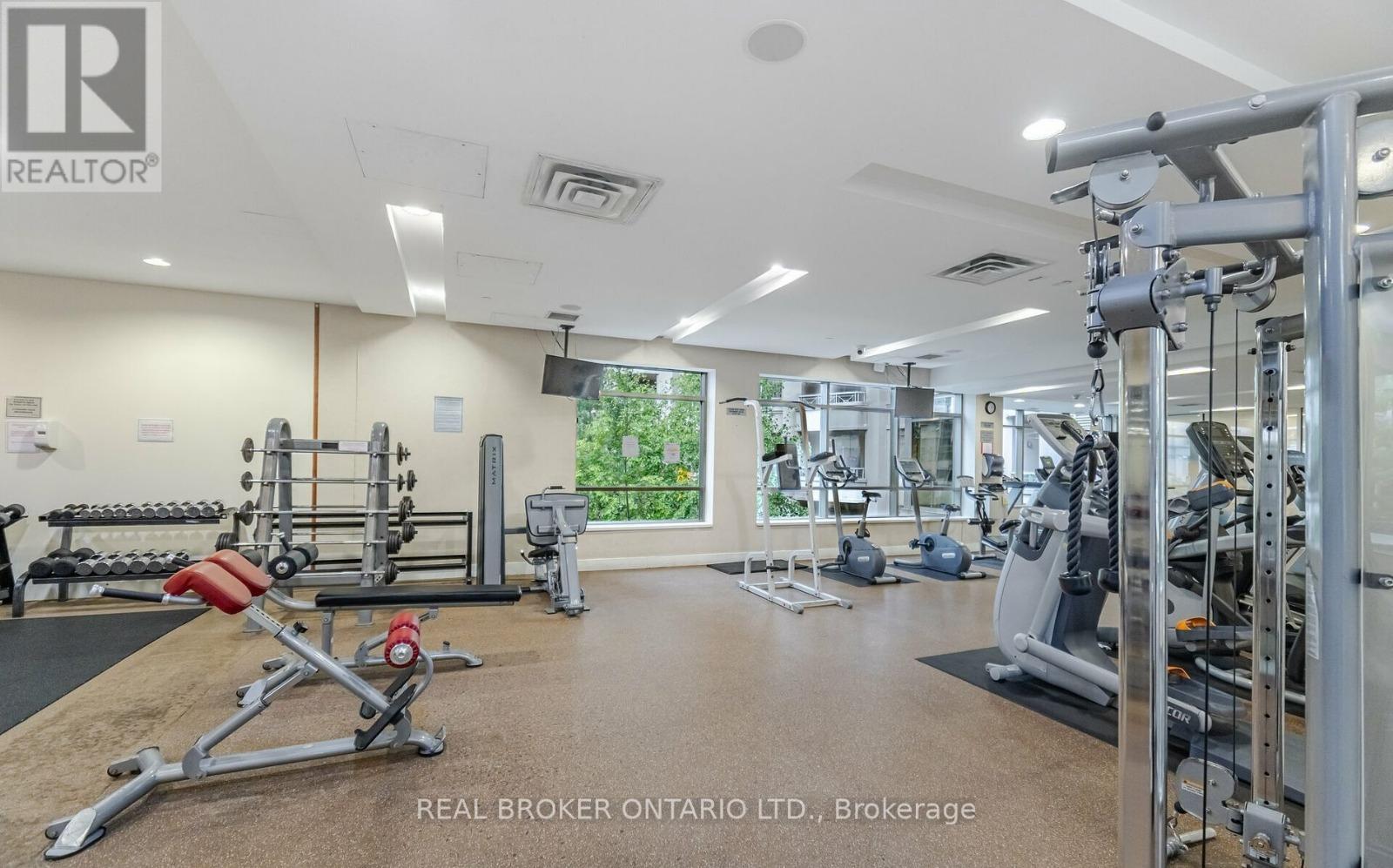 2803 - 3880 Duke Of York Boulevard, Mississauga, Ontario  L5B 4M7 - Photo 16 - W12490138
