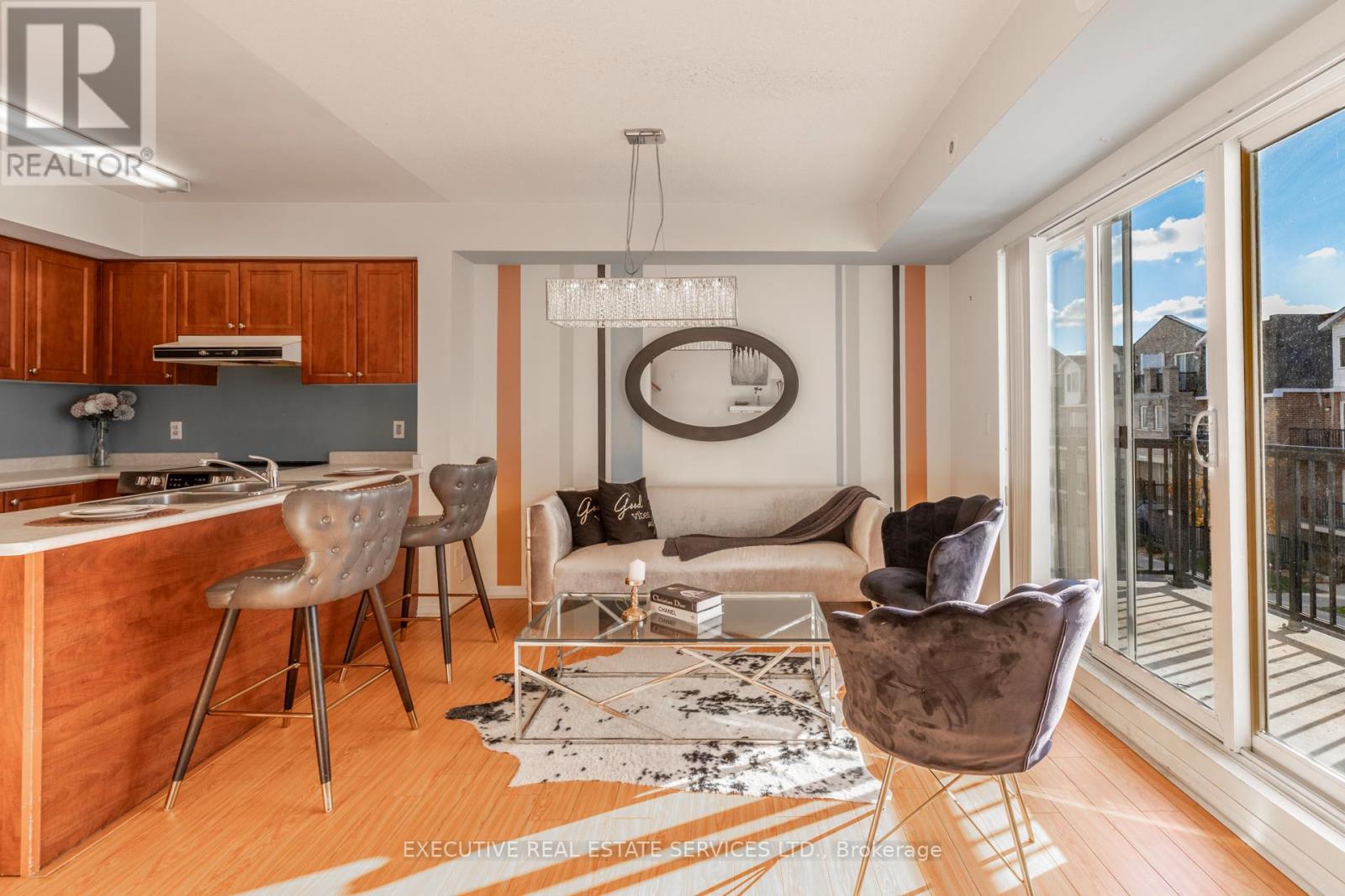 2101 - 3045 Finch Avenue W, Toronto, Ontario  M9M 0A5 - Photo 8 - W12490176