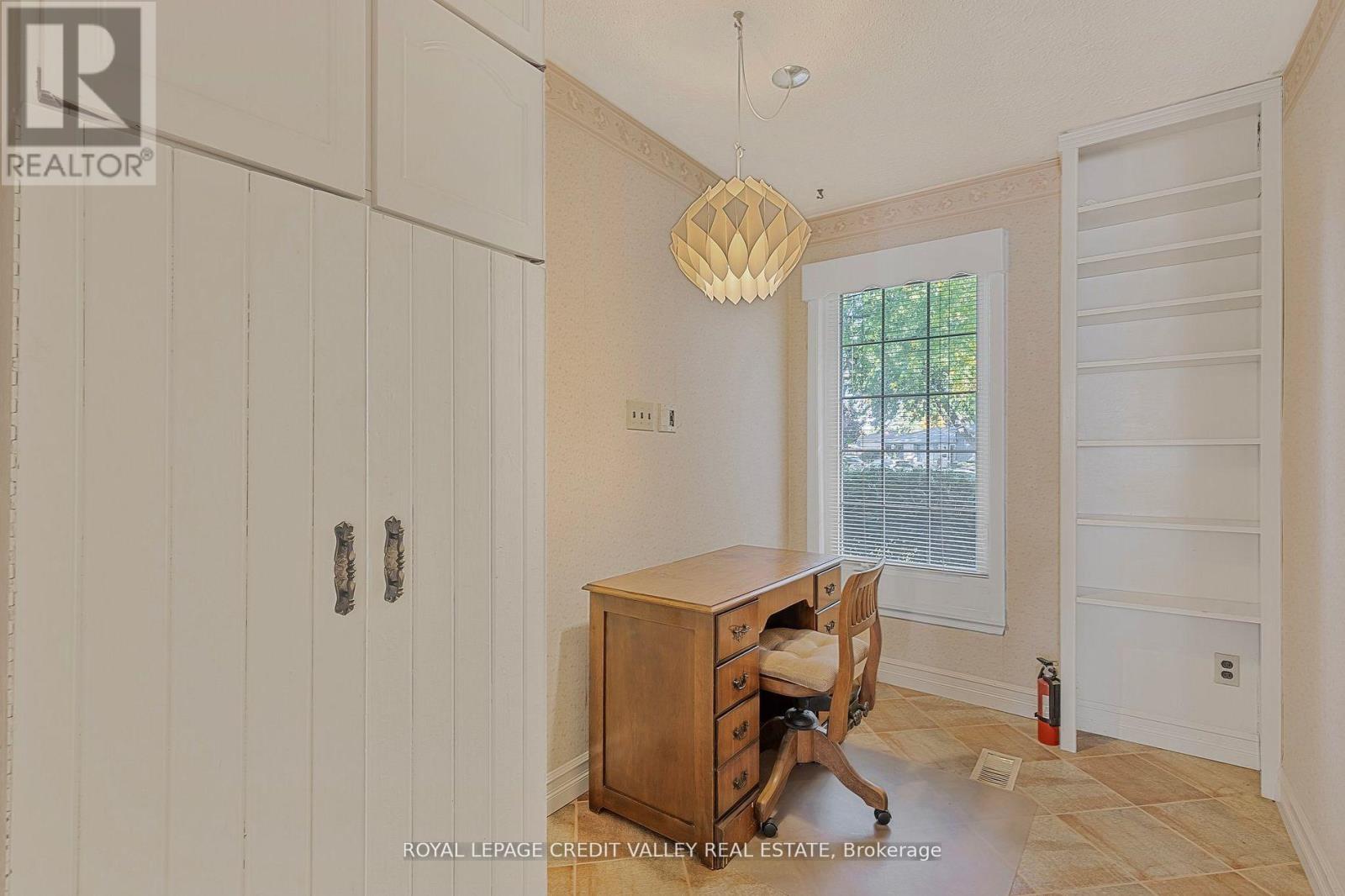 9 Norval Crescent, Brampton, Ontario  L6W 1J1 - Photo 16 - W12490194