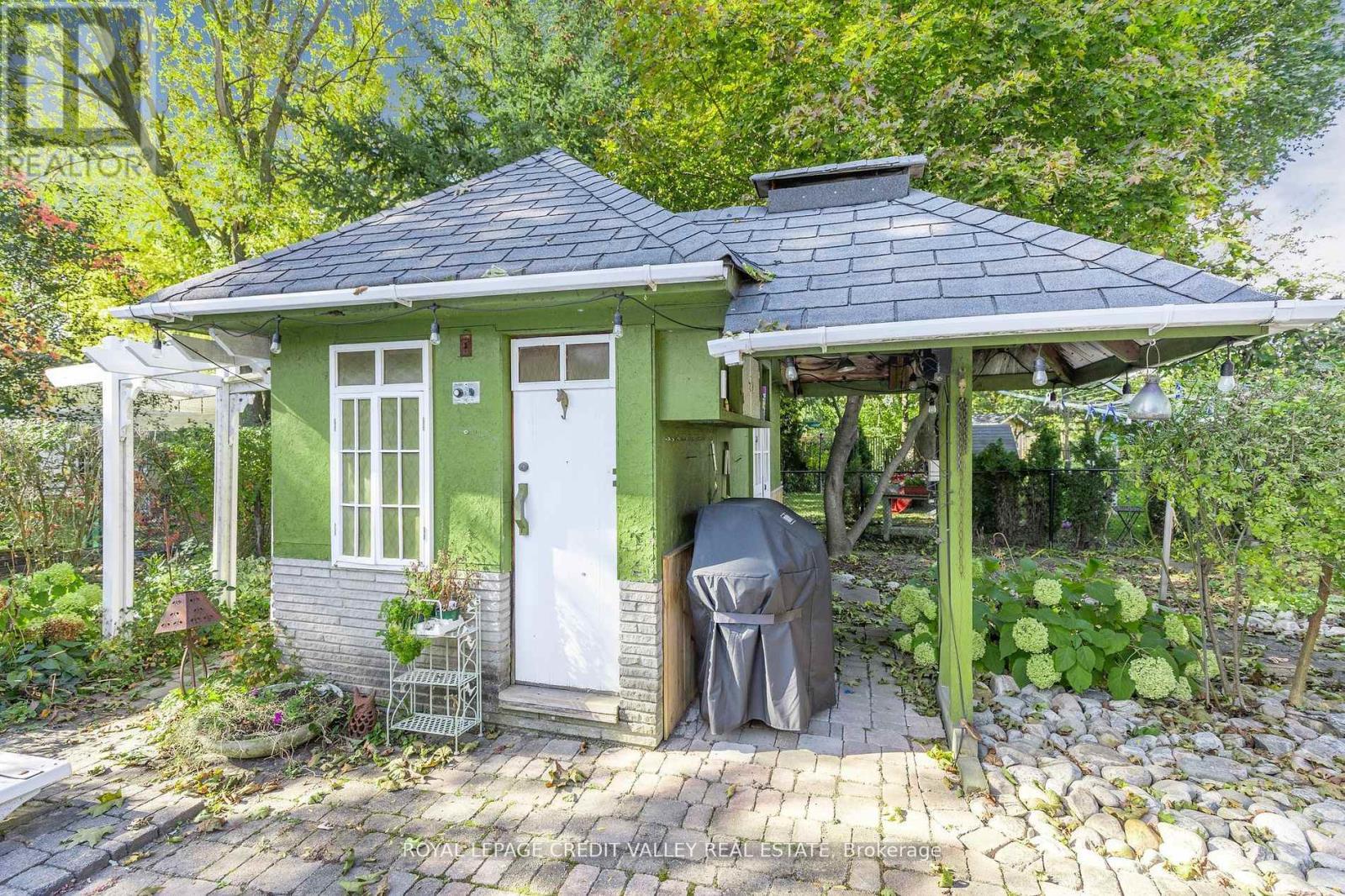 9 Norval Crescent, Brampton, Ontario  L6W 1J1 - Photo 34 - W12490194