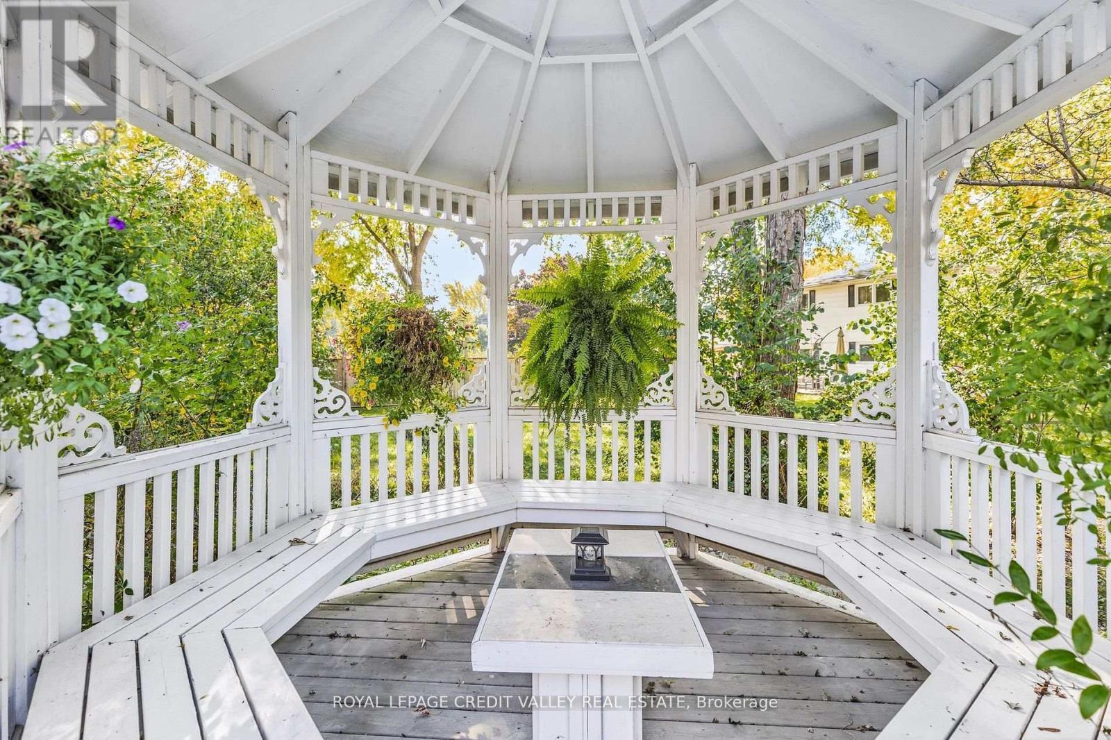 9 Norval Crescent, Brampton, Ontario  L6W 1J1 - Photo 35 - W12490194