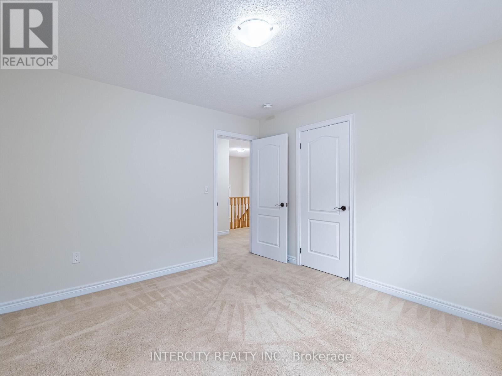 27 Exton Road, Brampton, Ontario  L6X 5M8 - Photo 28 - W12490208