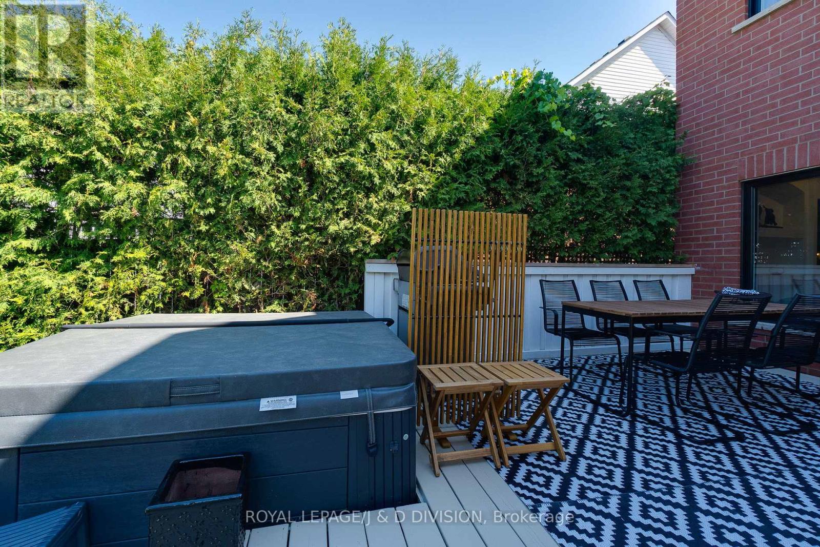 2448 Capilano Crescent, Oakville, Ontario  L6H 6L3 - Photo 43 - W12490230