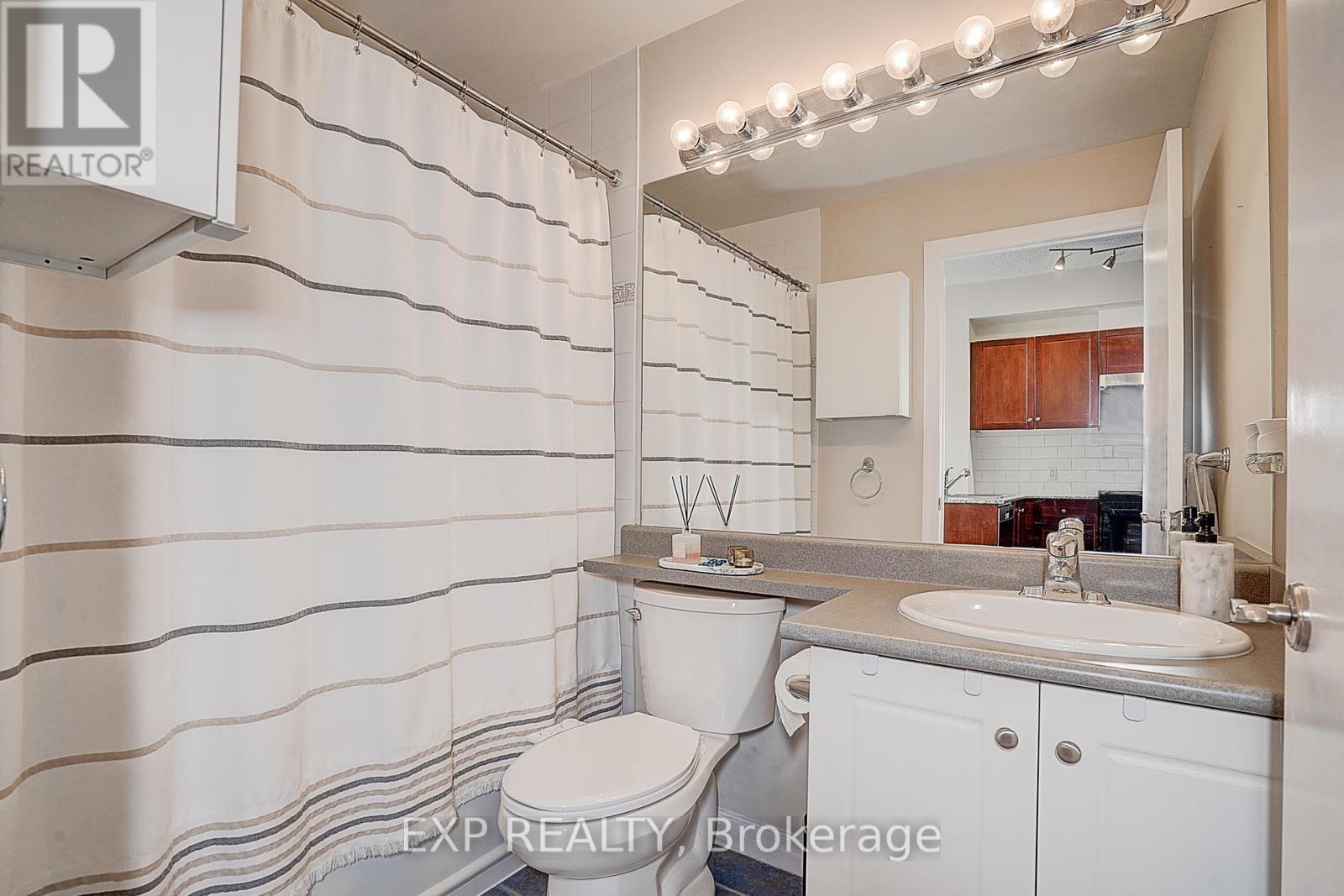 1111 - 1359 Rathburn Road E, Mississauga, Ontario  L4W 5P7 - Photo 11 - W12490242