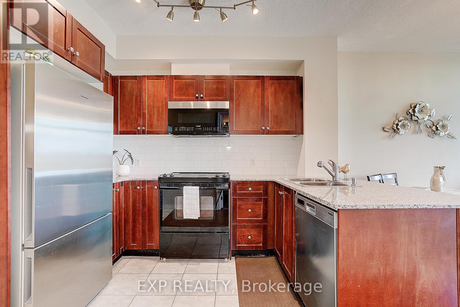 1111 - 1359 Rathburn Road E, Mississauga, Ontario  L4W 5P7 - Photo 16 - W12490242