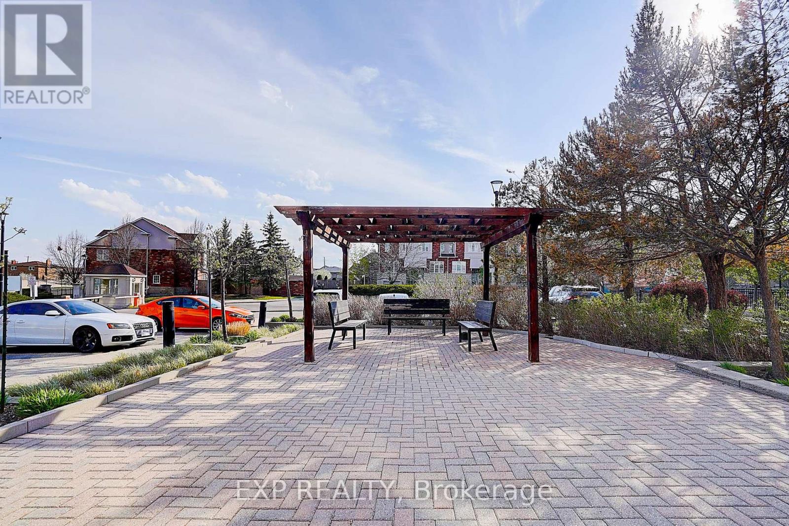 1111 - 1359 Rathburn Road E, Mississauga, Ontario  L4W 5P7 - Photo 2 - W12490242