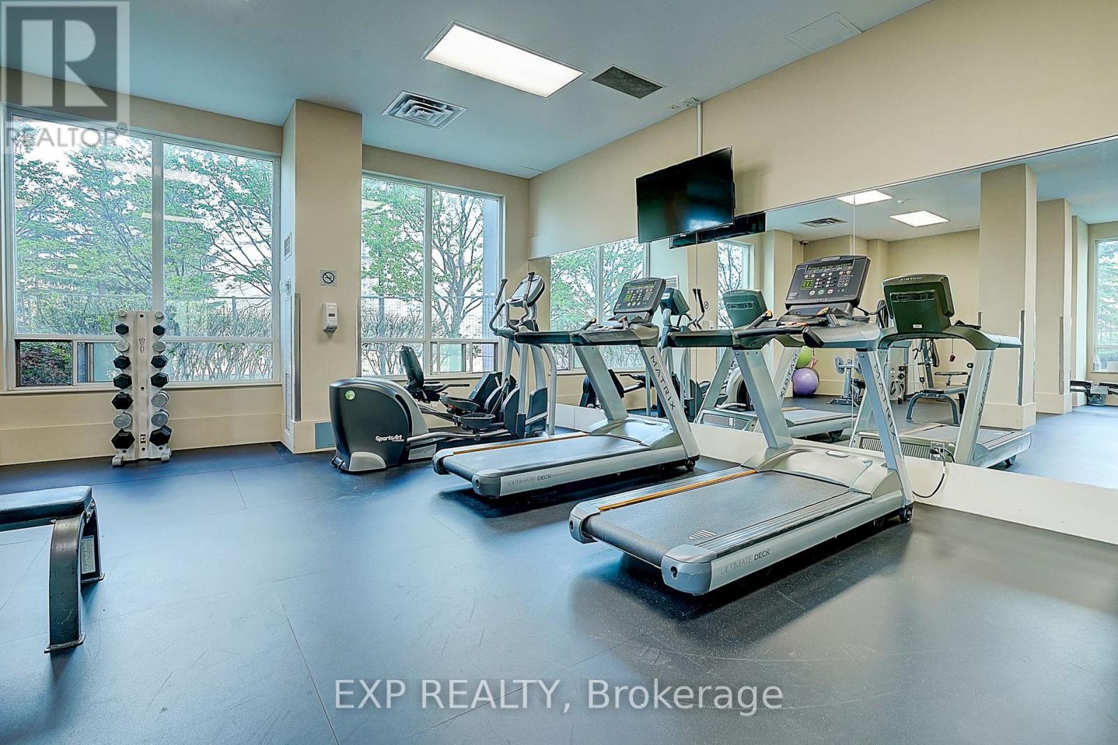 1111 - 1359 Rathburn Road E, Mississauga, Ontario  L4W 5P7 - Photo 5 - W12490242