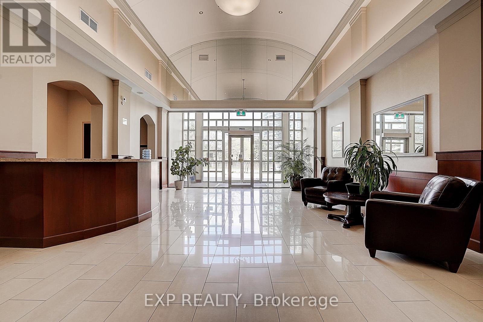 1111 - 1359 Rathburn Road E, Mississauga, Ontario  L4W 5P7 - Photo 8 - W12490242