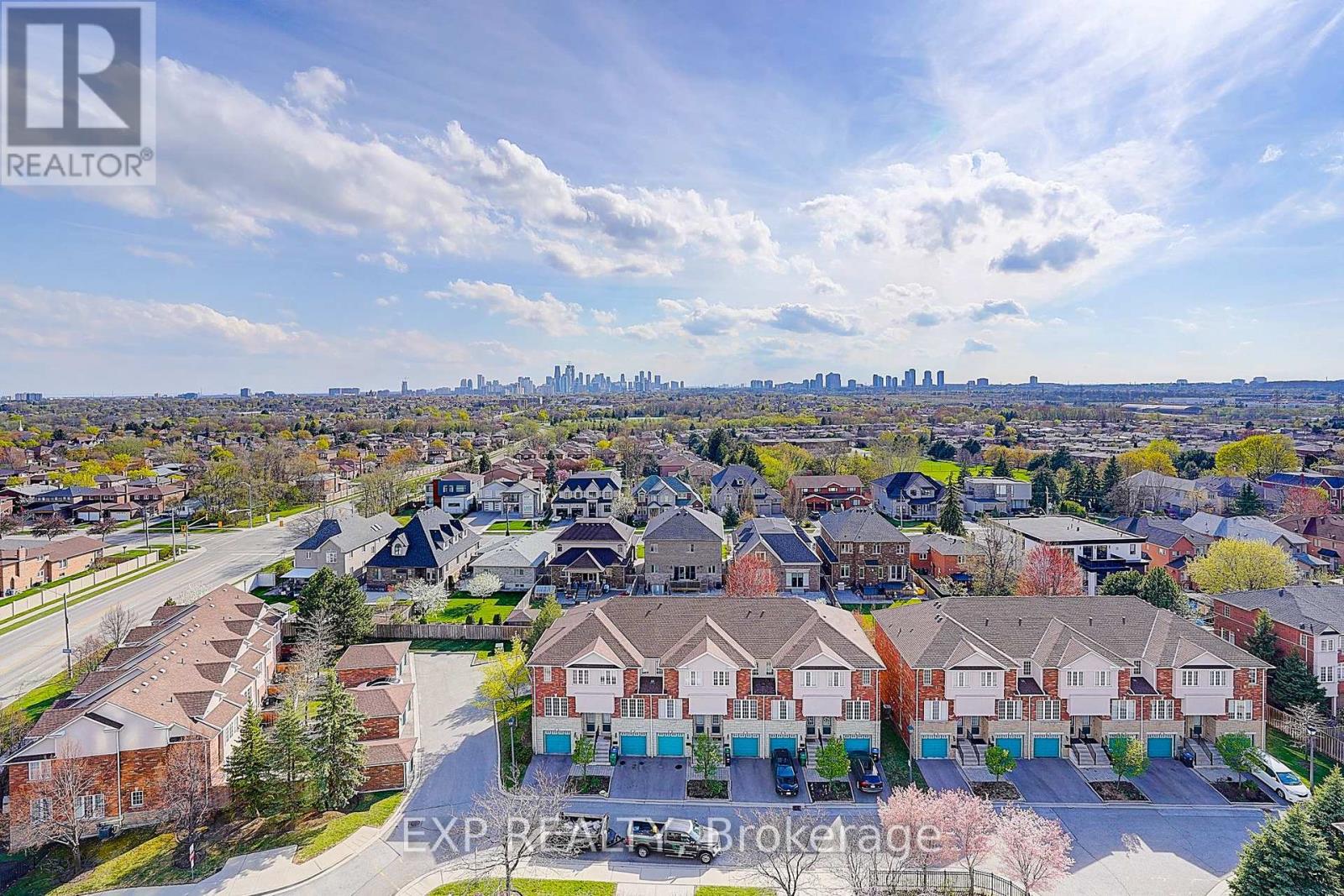 1111 - 1359 Rathburn Road E, Mississauga, Ontario  L4W 5P7 - Photo 9 - W12490242