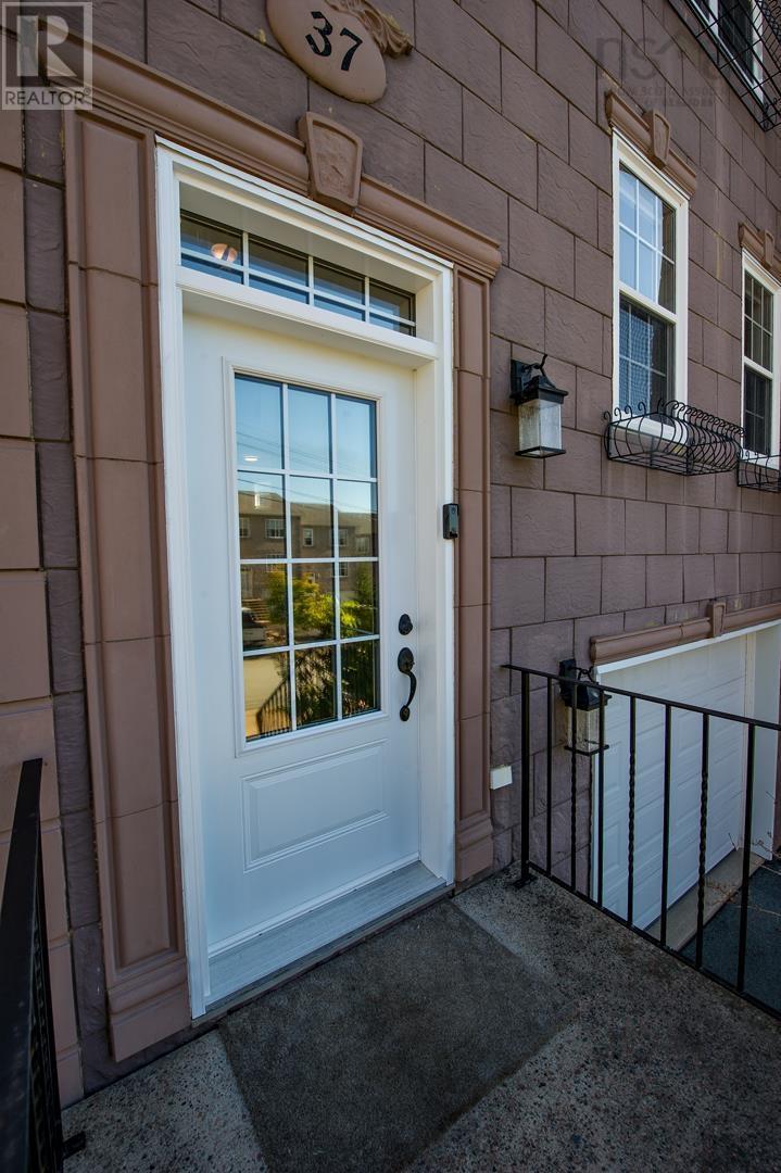 37 Brigadier Court, Halifax, Nova Scotia  B3M 4Y4 - Photo 5 - 202523731