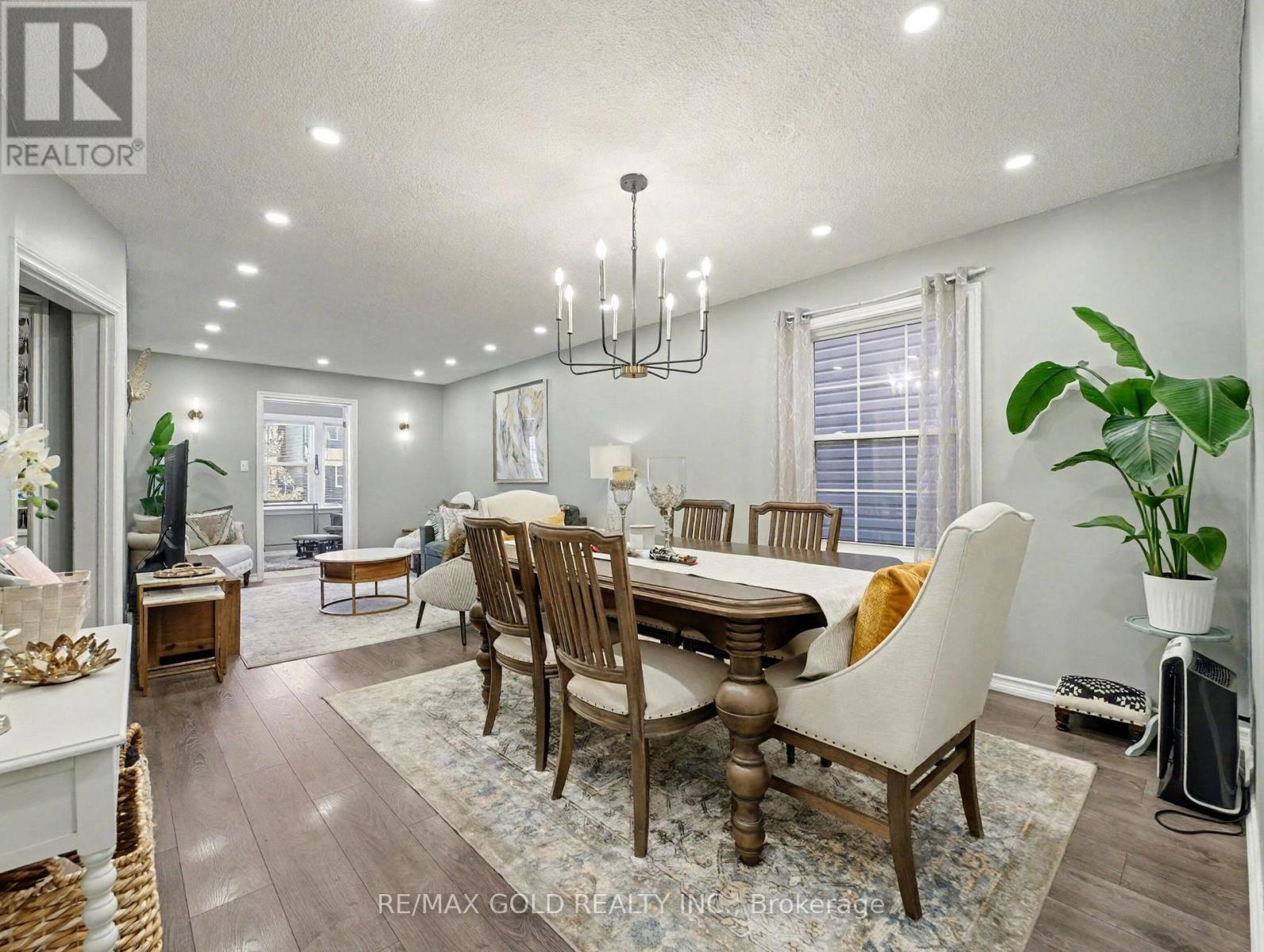 75 Chestnut Avenue, Hamilton, Ontario  L8L 6K8 - Photo 6 - X12490036