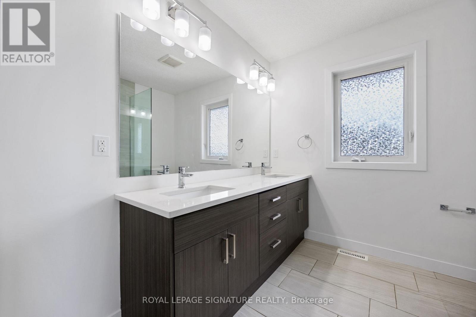 103 Marconi Court, London East, Ontario  N5V 0C9 - Photo 14 - X12490056