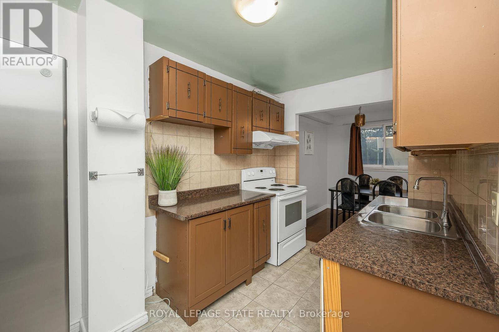 124 - 100 Quigley Road, Hamilton, Ontario  L8K 6J1 - Photo 16 - X12490062