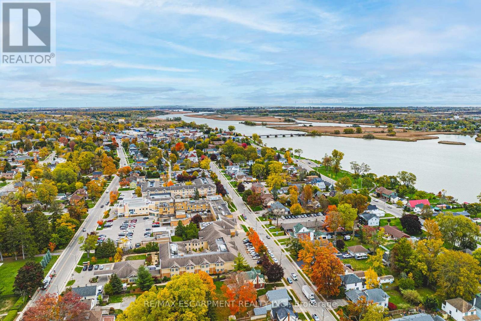 646 Alder Street W, Haldimand, Ontario  N1A 1S5 - Photo 36 - X12490078