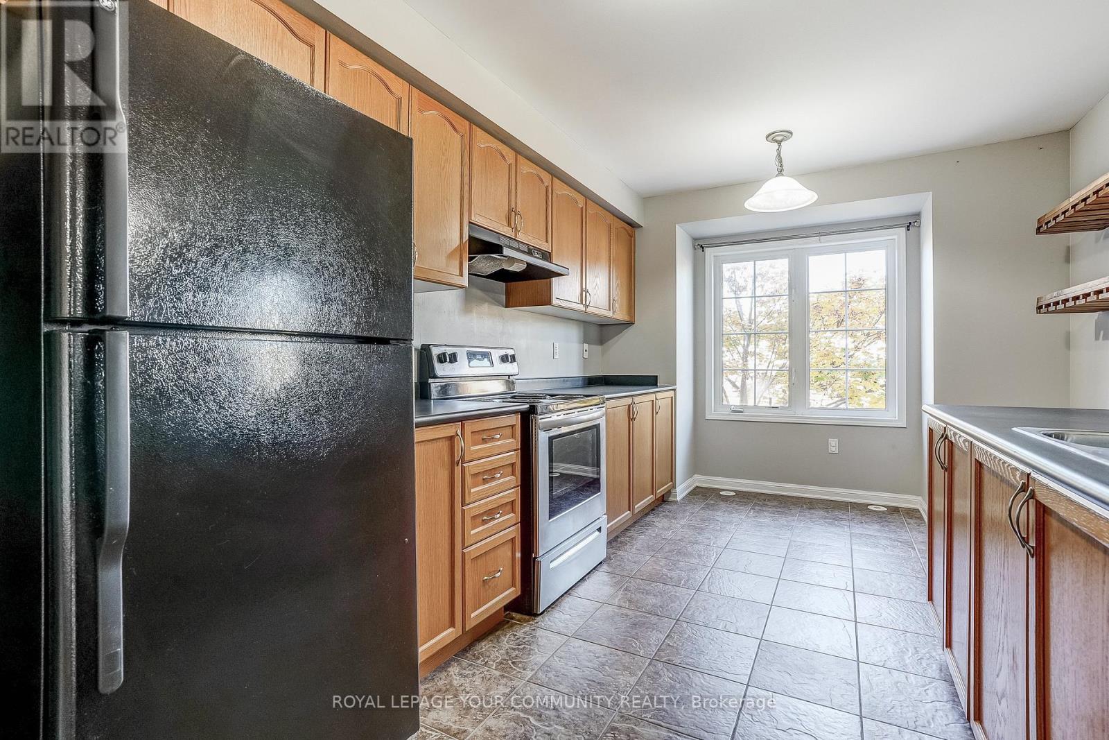 76 - 71 Garth Massey Drive, Cambridge, Ontario  N1T 2G8 - Photo 10 - X12490174