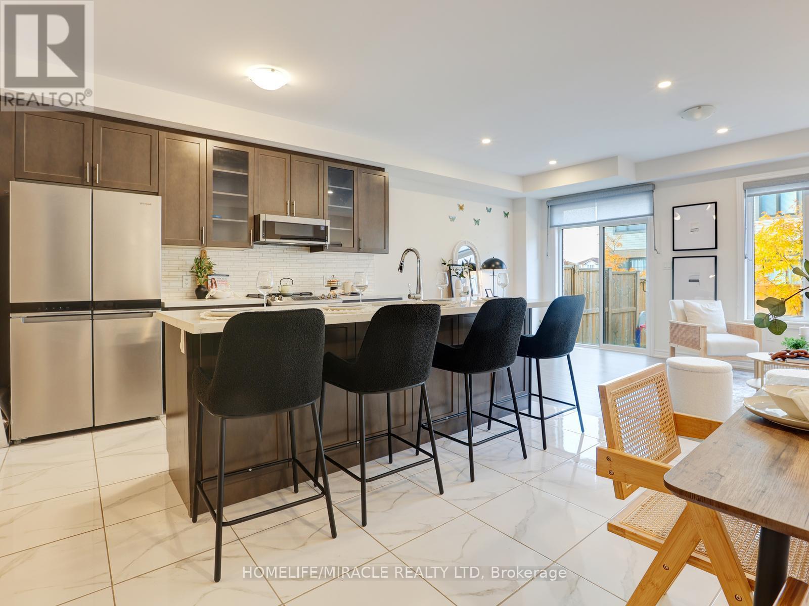 100 - 166 Deerpath Drive, Guelph, Ontario  N1K 0E2 - Photo 15 - X12490246