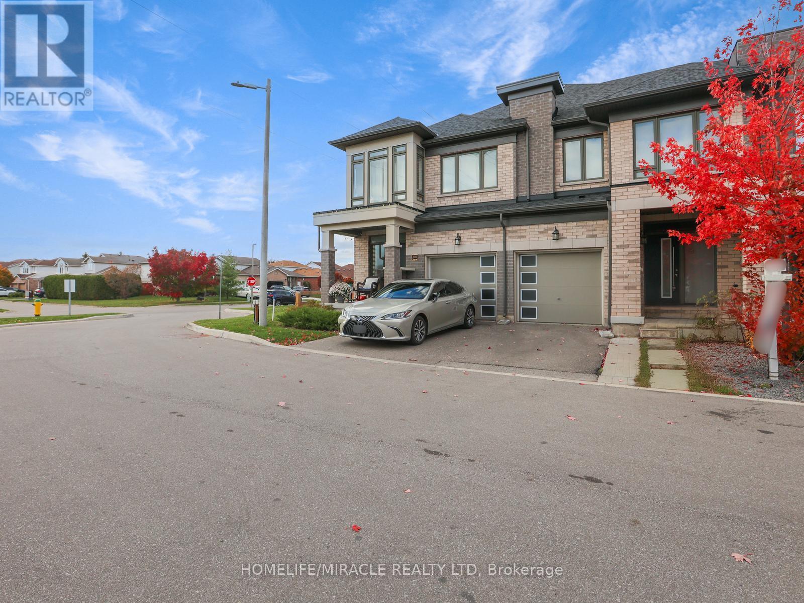 100 - 166 Deerpath Drive, Guelph, Ontario  N1K 0E2 - Photo 2 - X12490246