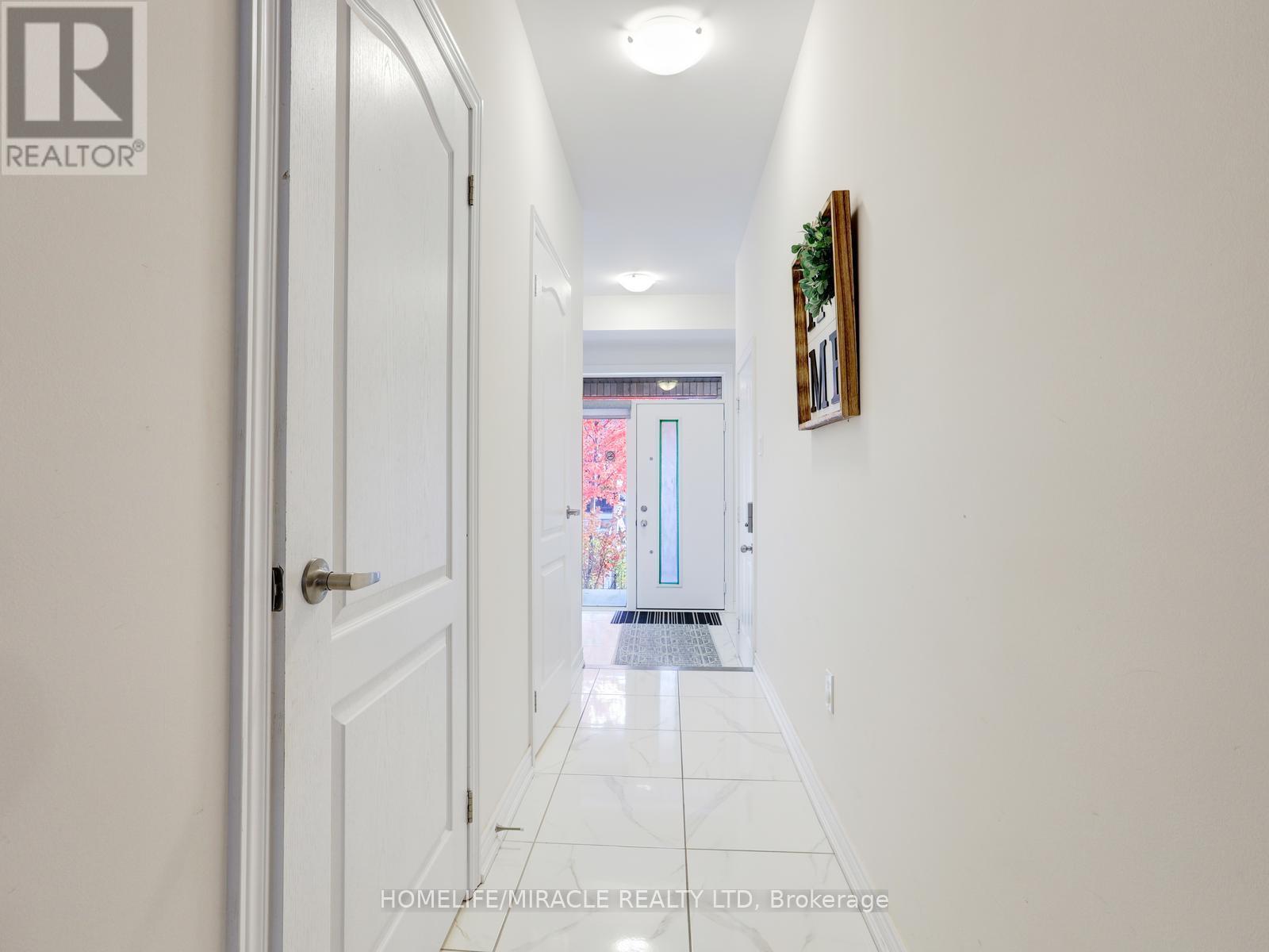 100 - 166 Deerpath Drive, Guelph, Ontario  N1K 0E2 - Photo 9 - X12490246