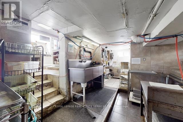 872 Upper Sherman Avenue, Hamilton, Ontario  L8V 3N1 - Photo 17 - X12490256