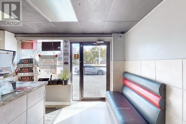 872 Upper Sherman Avenue, Hamilton, Ontario  L8V 3N1 - Photo 3 - X12490256