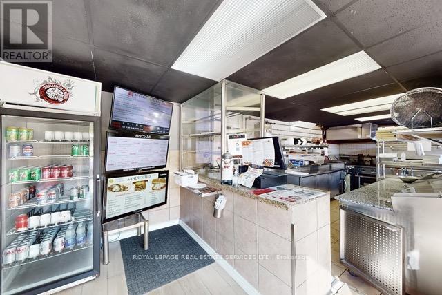 872 Upper Sherman Avenue, Hamilton, Ontario  L8V 3N1 - Photo 5 - X12490256