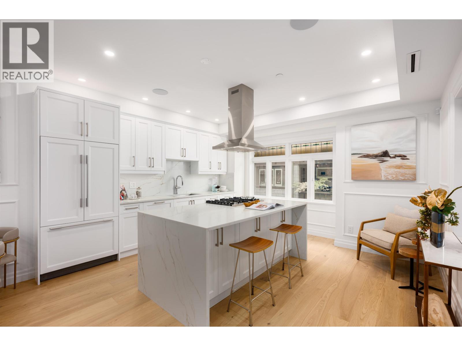 2014 W 15th Avenue, Vancouver, British Columbia  V7V 3P3 - Photo 14 - R3062885