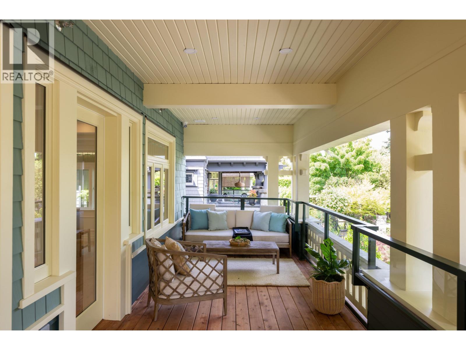 2014 W 15th Avenue, Vancouver, British Columbia  V7V 3P3 - Photo 6 - R3062885