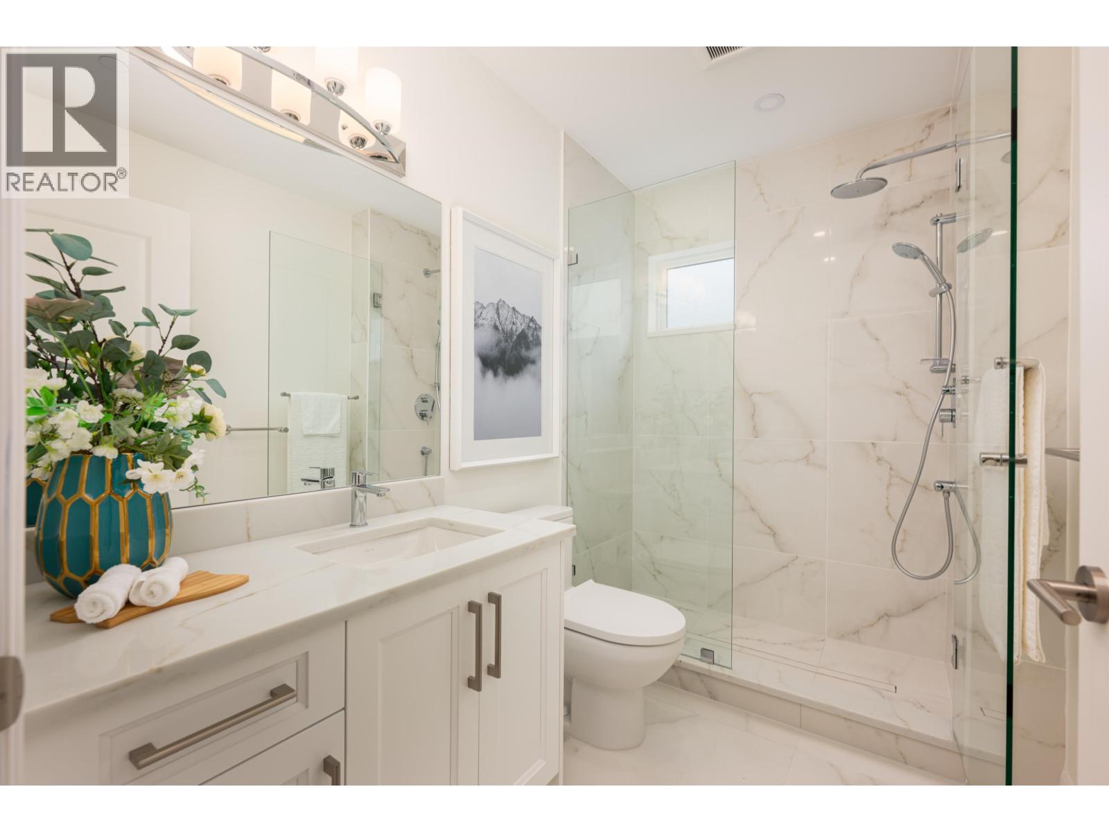 2014 W 15th Avenue, Vancouver, British Columbia  V7V 3P3 - Photo 22 - R3062885