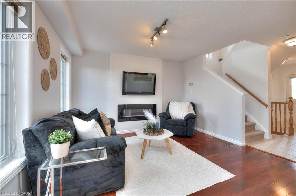 38 Heatherwood Place, Kitchener, Ontario  N2N 3P4 - Photo 12 - 40784207