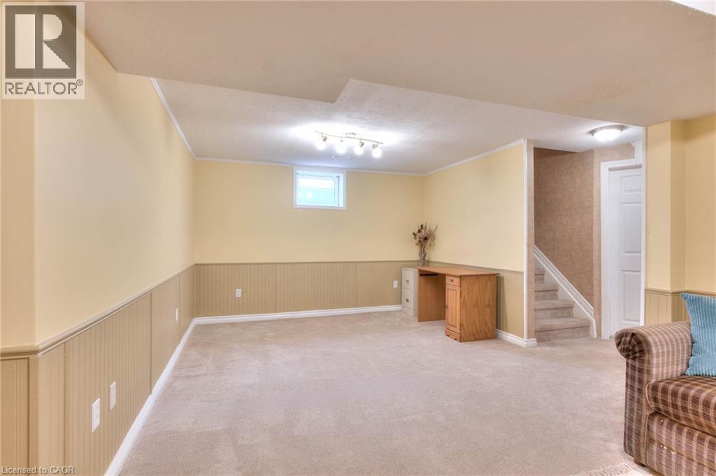 38 Heatherwood Place, Kitchener, Ontario  N2N 3P4 - Photo 35 - 40784207