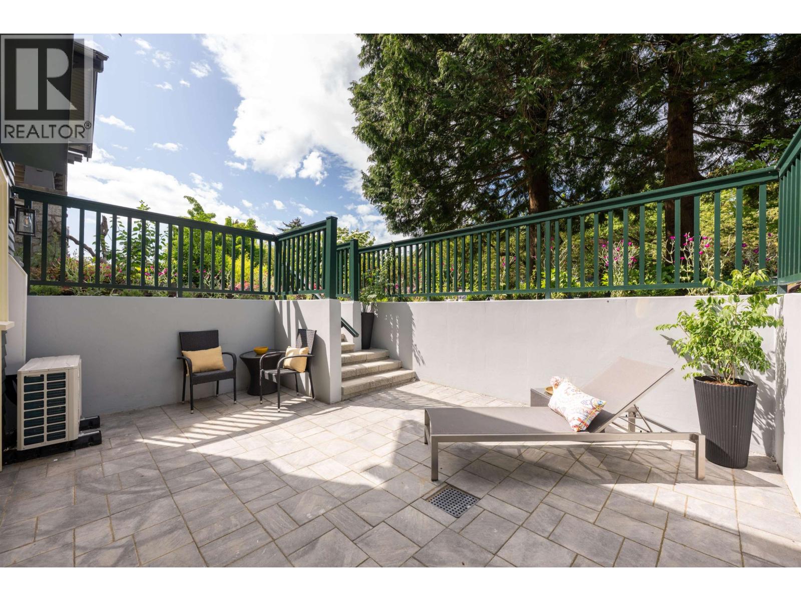 2016 W 15th Avenue, Vancouver, British Columbia  V7V 3P3 - Photo 17 - R3062887