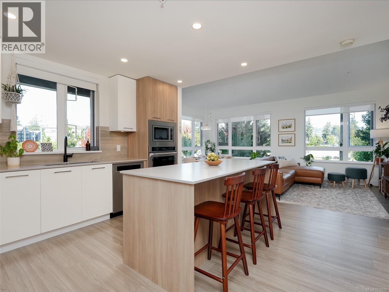 218 960 Reunion Ave, Langford, British Columbia