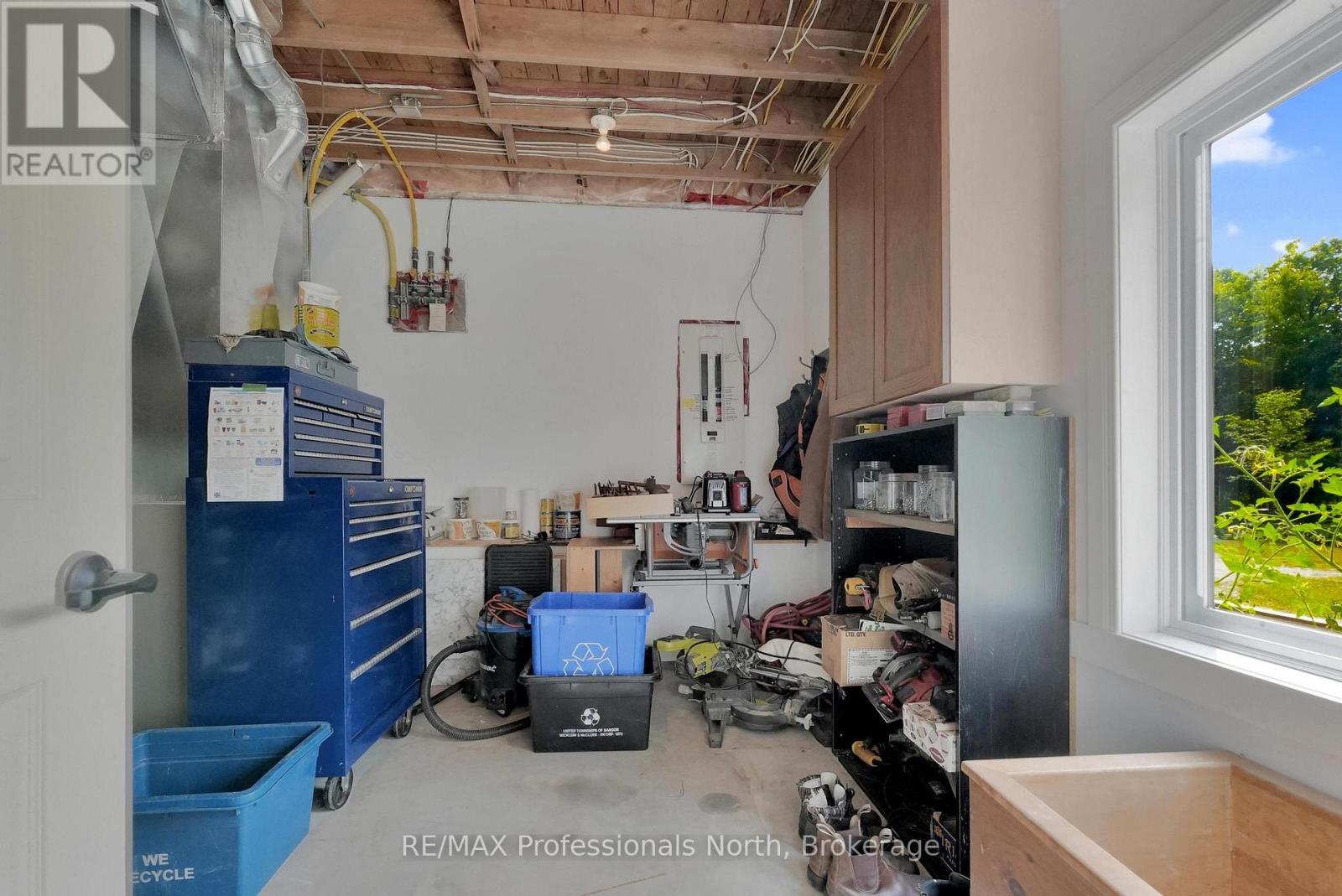 1453 Minnicock Lake Road, Dysart Et Al, Ontario  K0M 1S0 - Photo 13 - X12490266