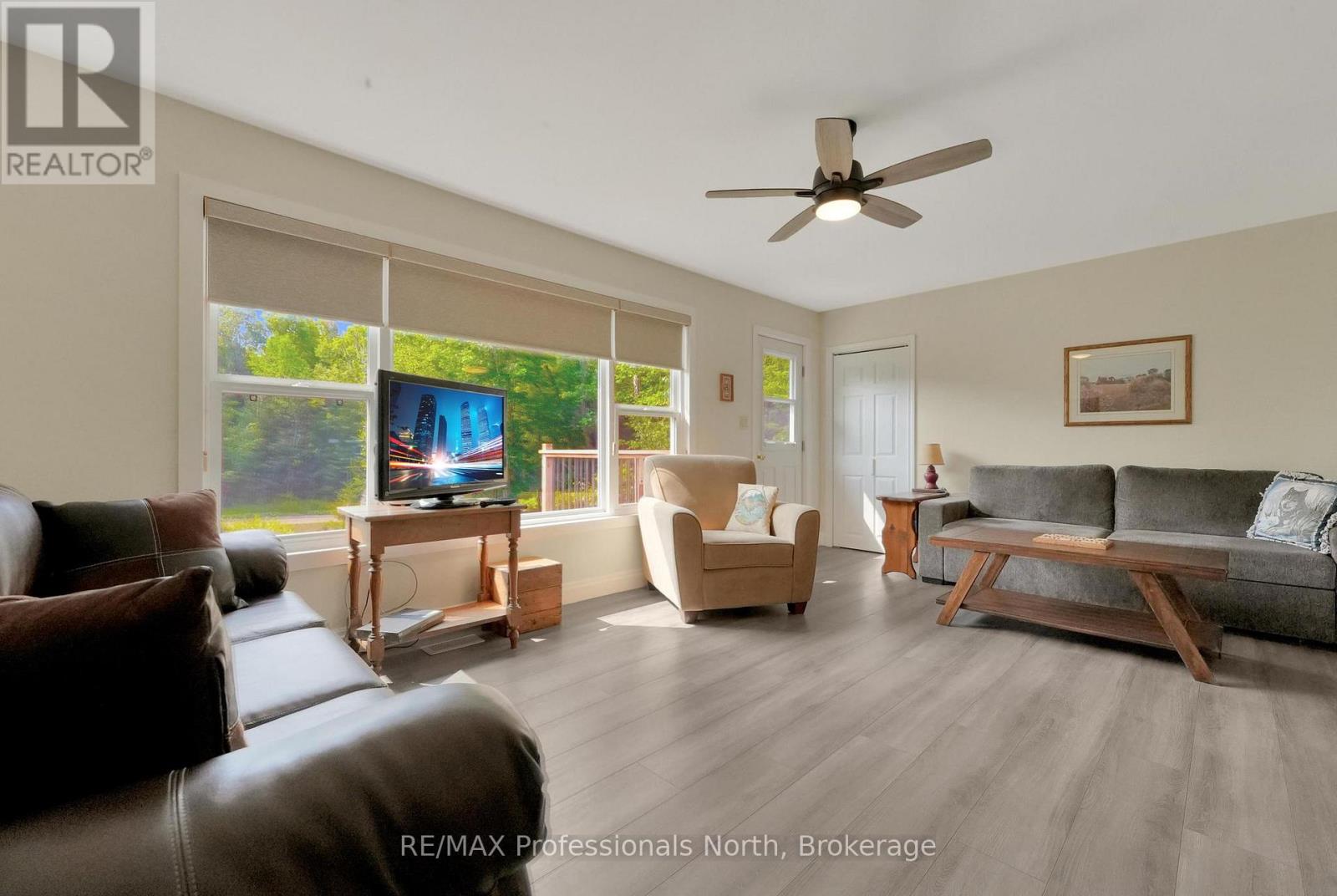 1453 Minnicock Lake Road, Dysart Et Al, Ontario  K0M 1S0 - Photo 21 - X12490266